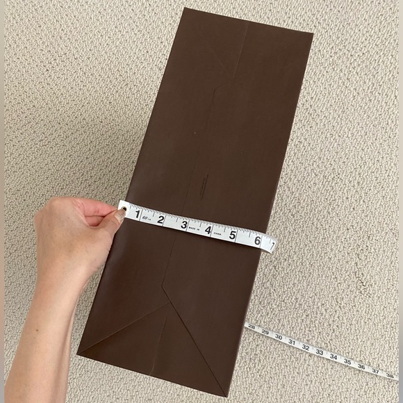 Louis Vuitton Shopping Bag - Picture 9 of 9